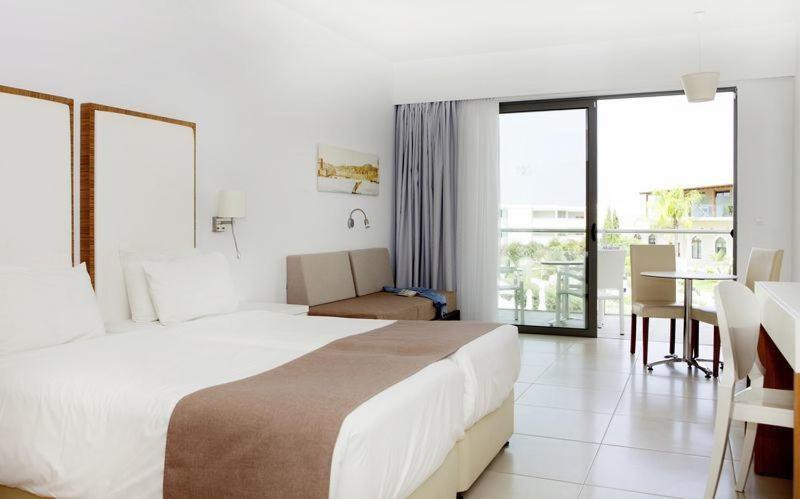 Mythos Beach Resort อาฟานโท ภายนอก รูปภาพ